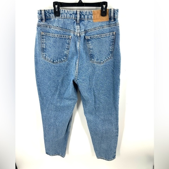 Zara Womens High Rise Mom Jeans Size 10 Blue Wash Ankle Rigid Denim - Picture 3 of 8